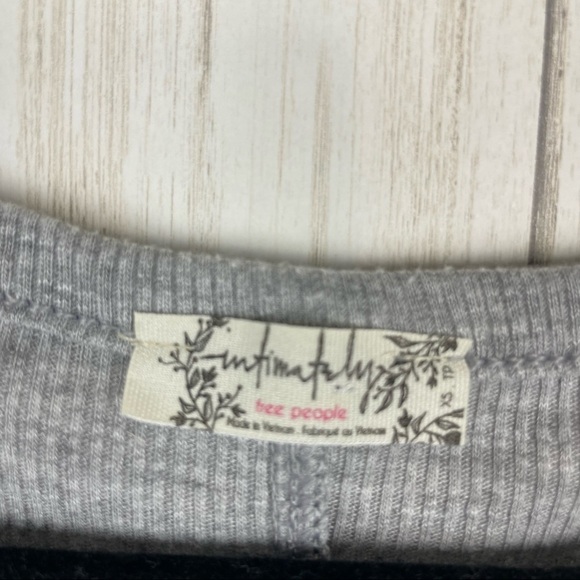 Free People gray v neck thermal XS - Picture 3 of 5